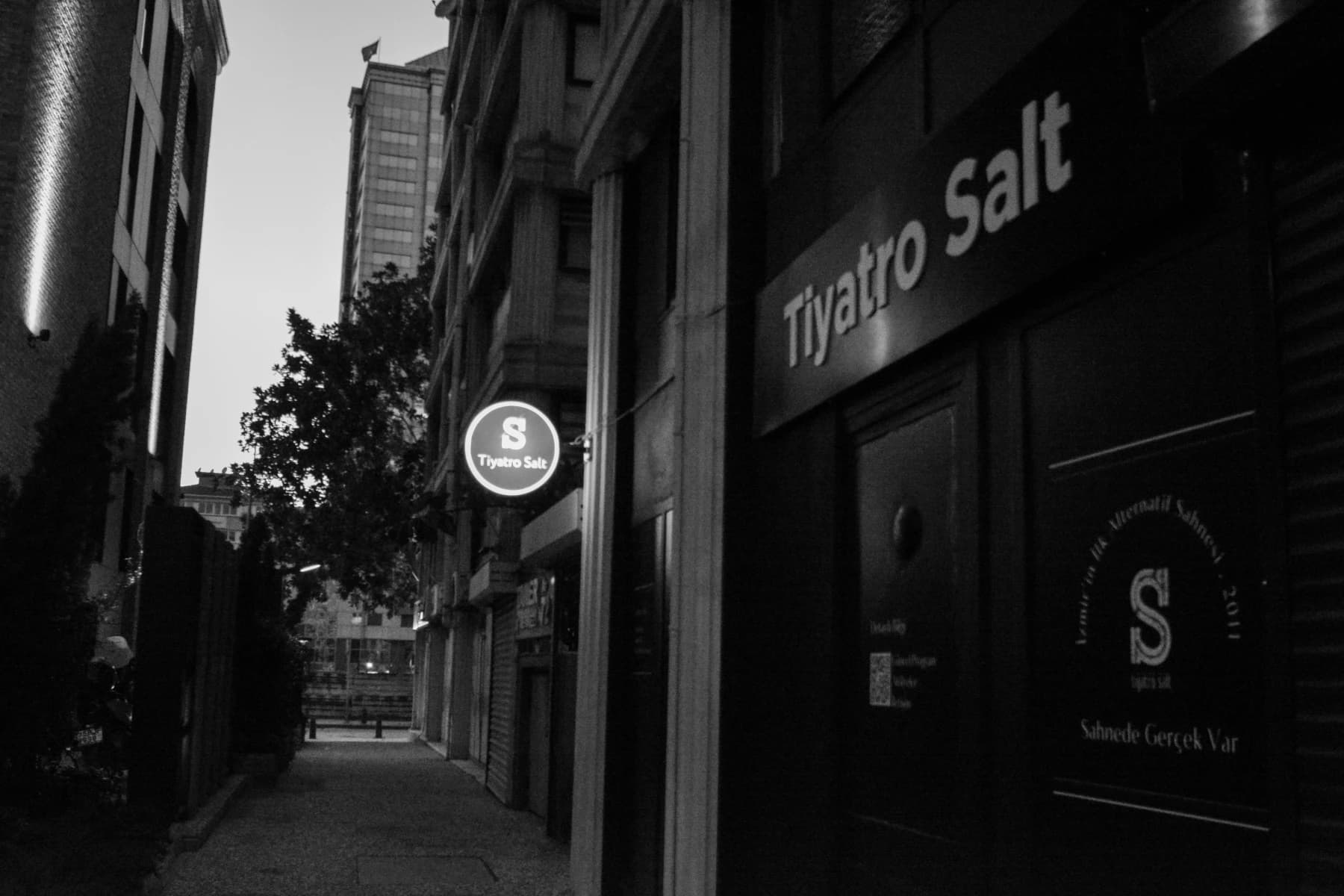 Sahne Salt tiyatro salonu, Alsancak İzmir - fotoğraf 5